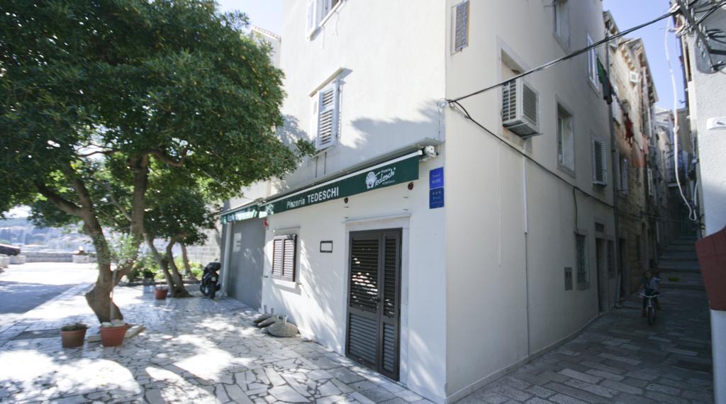 Apartments Tedeschi Korčula Eksteriør billede